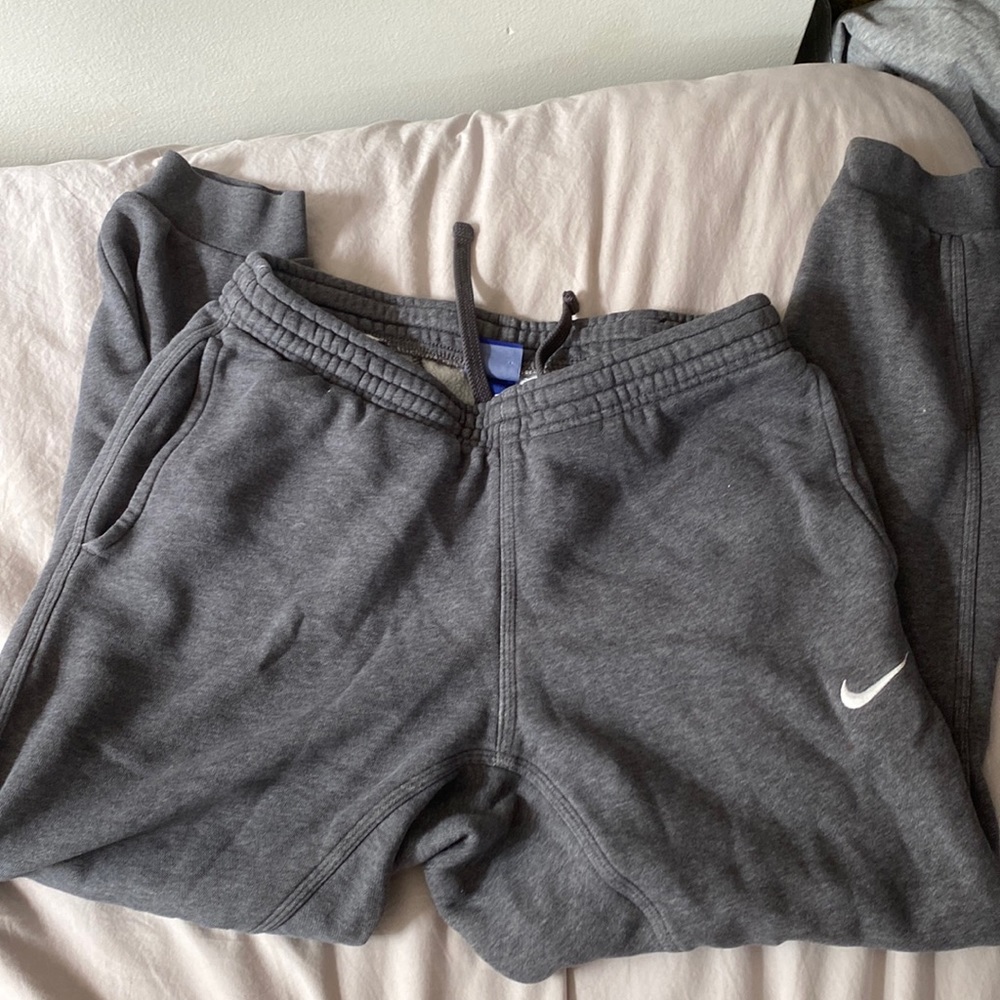 super comfy dark grey nike joggers